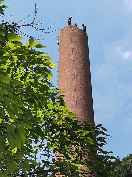 煙囪拆除公司 水泥煙囪是怎么拆除的？